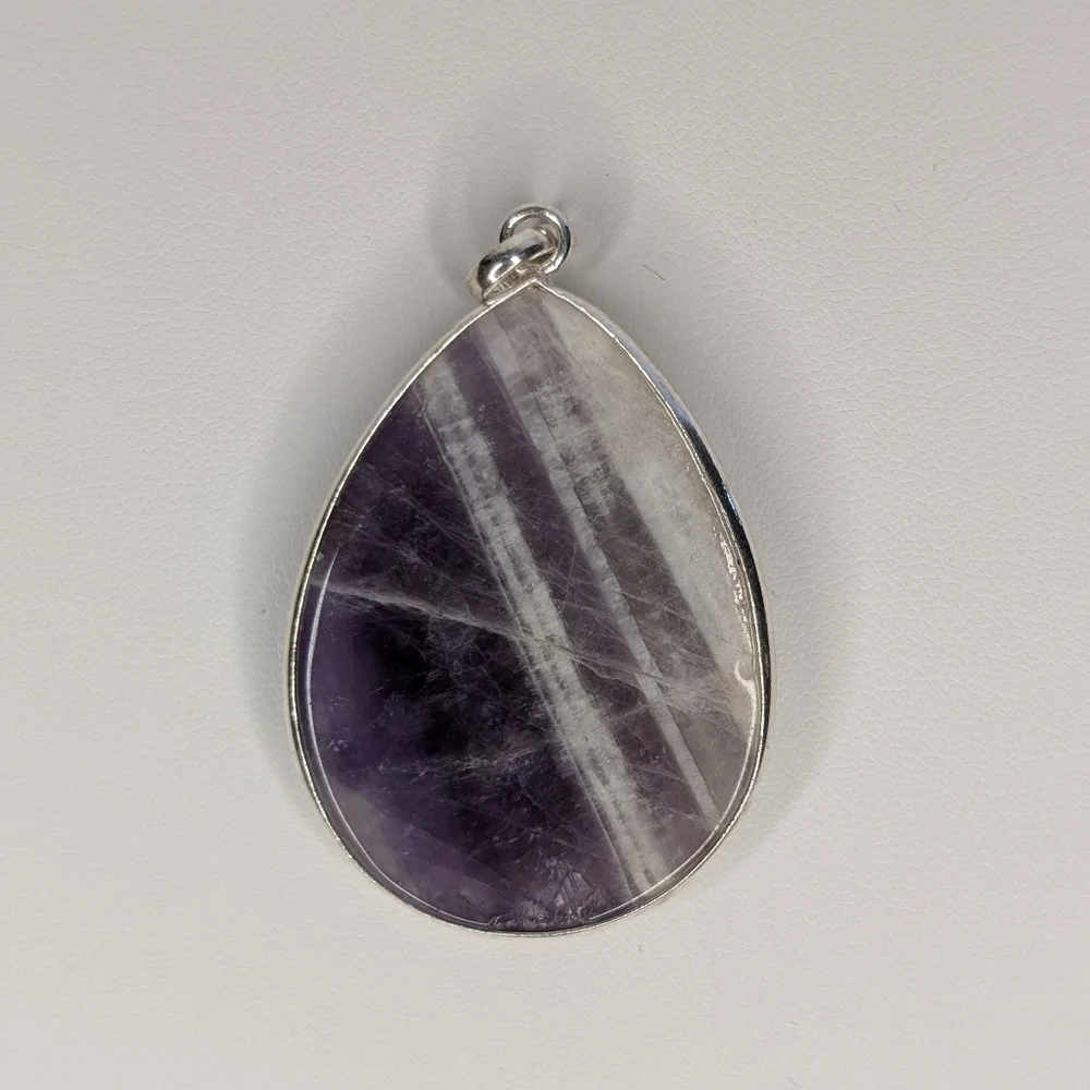 Dream Amethyst S925 Sterling Silver Pendant - Picture 3 of 3